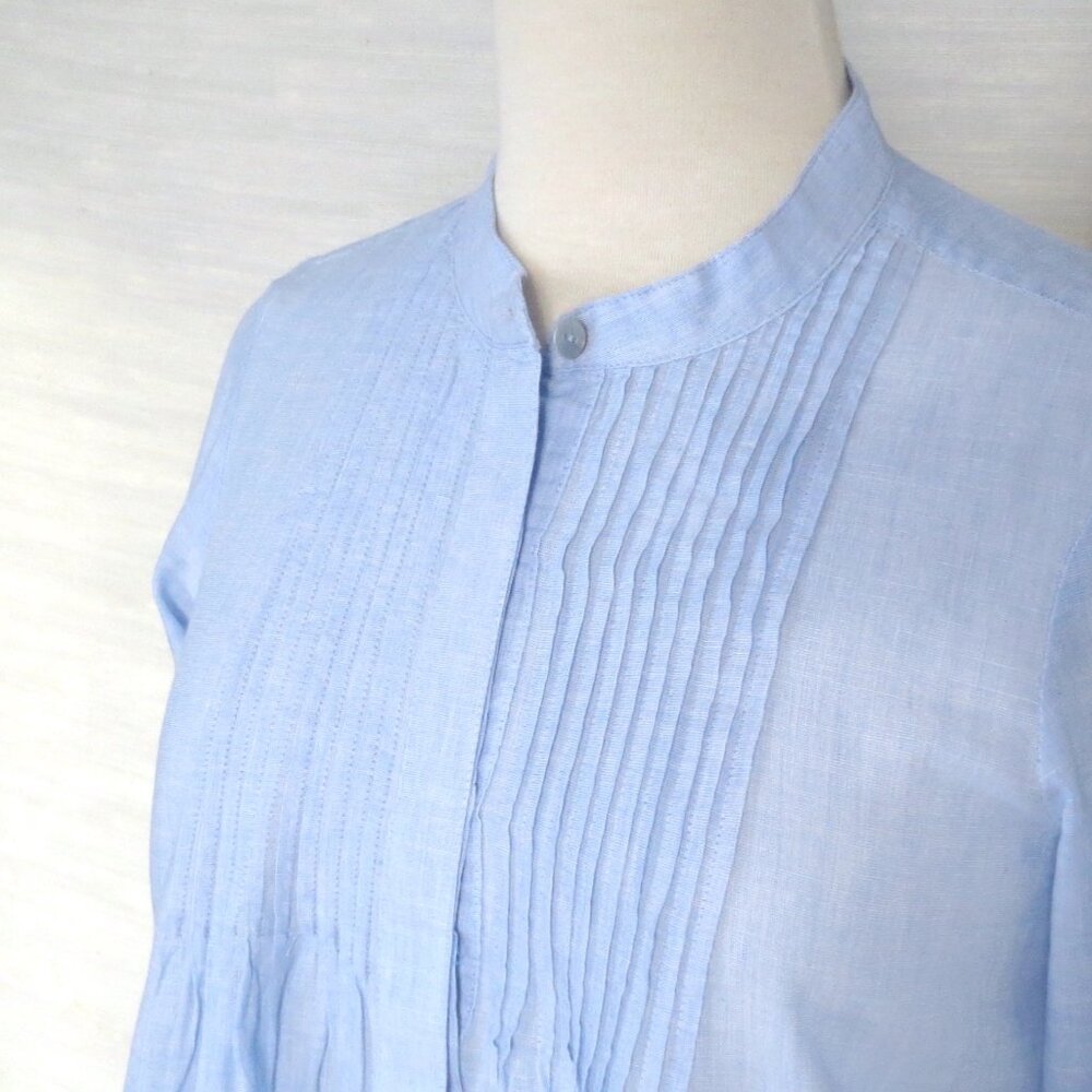 Gap Pretty Light Baby Blue Pintuck Pleated Summer Long Sleeved Blouse Shirt Top